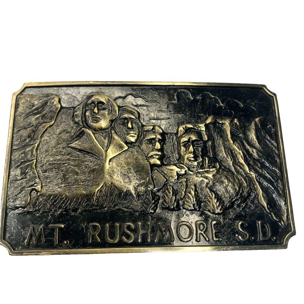 VTG 70’s MT. Rushmore S.D. Metal Belt Buckle 4”x2 1/2”